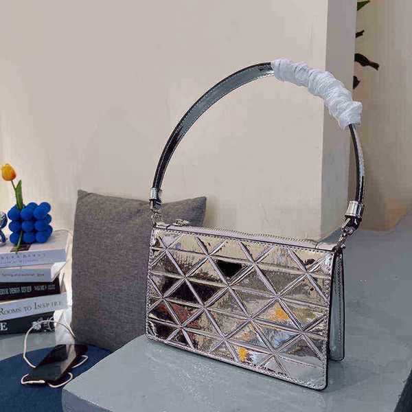 designer luxury women the tote bag fashion versatile handbags shoulder crossbody bags purse telfars totes large capacity saddle wallets 7a 4
designer luxury women the tote bag fashion versatile handbags shoulder crossbody bags purse telfars totes large capacity saddle wallets 7a 4