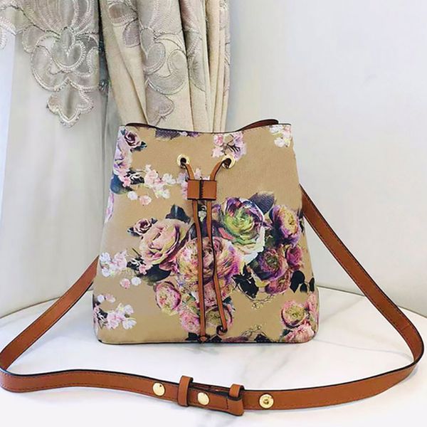flower bucket bag drawstring handbags women tote bag crossbody shoulder bags multi pochette interior zipper interlayer shopping large purse
flower bucket bag drawstring handbags women tote bag crossbody shoulder bags multi pochette interior zipper interlayer shopping large purse