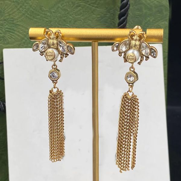 stud earrings light luxury brand designer design classical pearl diamond insect hexagon rhinestone pendant retro style wedding party jewelry, Golden;silver
stud earrings light luxury brand designer design classical pearl diamond insect hexagon rhinestone pendant retro style wedding party jewelry, Golden;silver