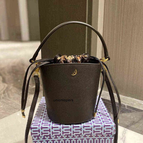 tory tote bag tb handbag luxury capacity torrys shoulder packs burchs messenger bags crossbody tbs ladies shopping handbags zhouzhoubao123 5
tory tote bag tb handbag luxury capacity torrys shoulder packs burchs messenger bags crossbody tbs ladies shopping handbags zhouzhoubao123 5