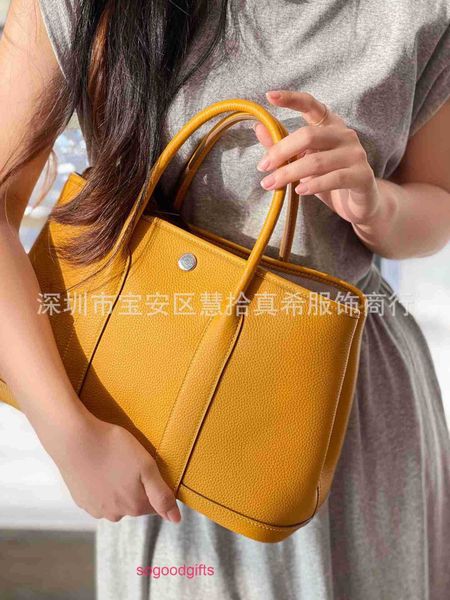 garden party bags women crossbody herme designer tote handbags 2022 wax thread manual leather 30 garden bag women's large capaci
garden party bags women crossbody herme designer tote handbags 2022 wax thread manual leather 30 garden bag women's large capaci