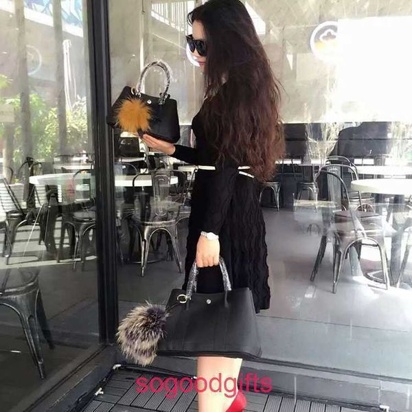 garden party bags women crossbody herme designer tote handbags star's garden bag with litchi pattern head leather party portable
garden party bags women crossbody herme designer tote handbags star's garden bag with litchi pattern head leather party portable
