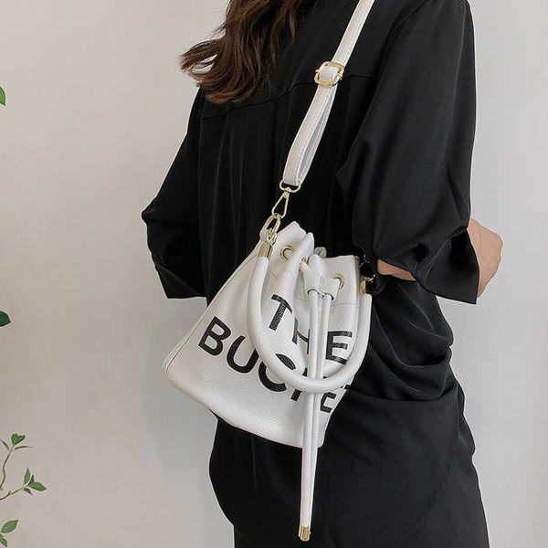 bags fashion tote bucket for women designer drawstring shoulder cute ladies crossbody vintage shopper purses 2022 ins y2212
bags fashion tote bucket for women designer drawstring shoulder cute ladies crossbody vintage shopper purses 2022 ins y2212