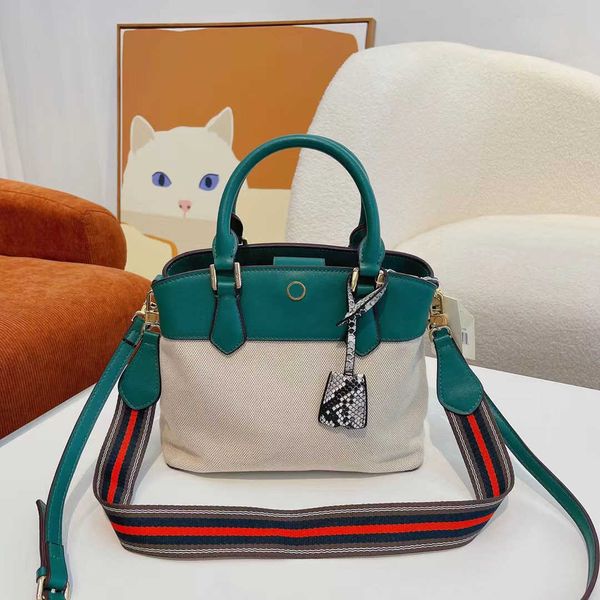 designer luxury women the tote bag fashion versatile handbags shoulder crossbody bags purse tories totes large capacity saddle wallets 7a 5g
designer luxury women the tote bag fashion versatile handbags shoulder crossbody bags purse tories totes large capacity saddle wallets 7a 5g