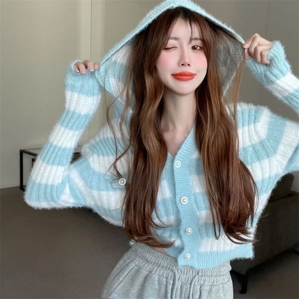 womens knits tees early spring streetwear style sweater allmatch striped knitted jacket women hooded cardigan longsleeved short 220923, White
womens knits tees early spring streetwear style sweater allmatch striped knitted jacket women hooded cardigan longsleeved short 220923, White