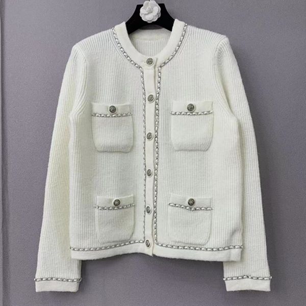901 l 2022 milan runway autumn women's sweater brand same style long sleeve crew neck pink black white cardigan womens qianli, White;black
901 l 2022 milan runway autumn women's sweater brand same style long sleeve crew neck pink black white cardigan womens qianli, White;black