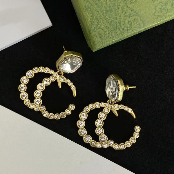 charm earrings fashion luxury brand designer design rhinestone letter pendant wedding party couple gift jewelry with box with stamp, Golden
charm earrings fashion luxury brand designer design rhinestone letter pendant wedding party couple gift jewelry with box with stamp, Golden