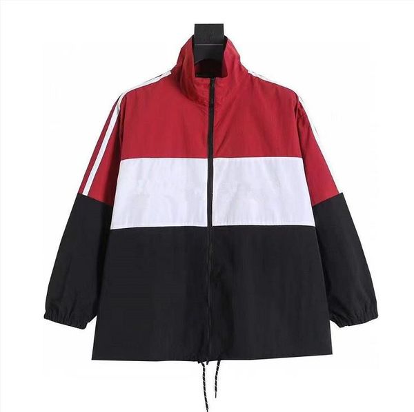 men's jackets outerwear coats retro sports men jacket stand collar stitching contrast oversized hardware zipper windproof oxford fabric, Black;brown
men's jackets outerwear coats retro sports men jacket stand collar stitching contrast oversized hardware zipper windproof oxford fabric, Black;brown