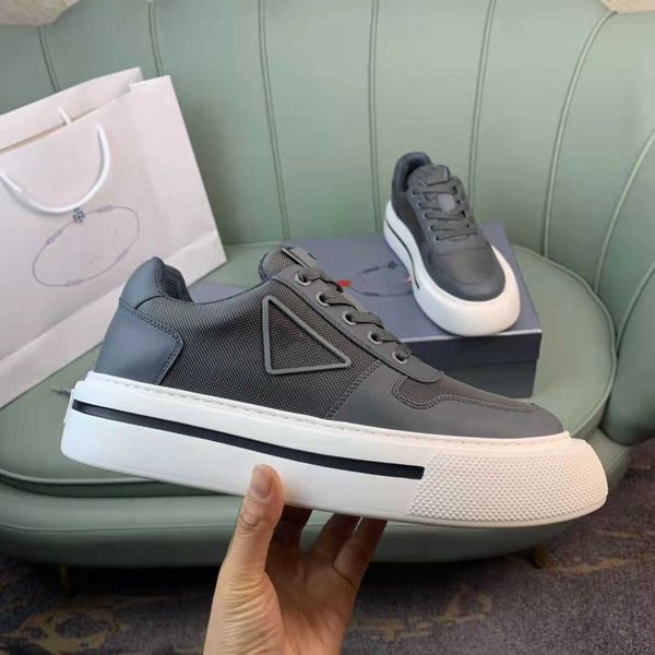 men 's casual shoes trainers runner sneakers runners shoe luxury paris low-sneaker mesh nylon men low outdoor sports rubber soles
men 's casual shoes trainers runner sneakers runners shoe luxury paris low-sneaker mesh nylon men low outdoor sports rubber soles