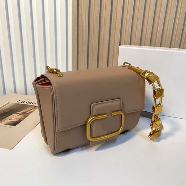 designer bags mini small square postman women's fashion single shoulder msenger simple and versatile classic net red with personality t
designer bags mini small square postman women's fashion single shoulder msenger simple and versatile classic net red with personality t