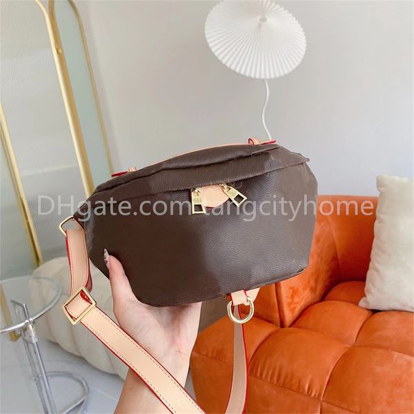 designer mans bumbag luxury shoulder bag belt bags cross body waist bags brown travel sport temperament messenger chest pack wallet
designer mans bumbag luxury shoulder bag belt bags cross body waist bags brown travel sport temperament messenger chest pack wallet