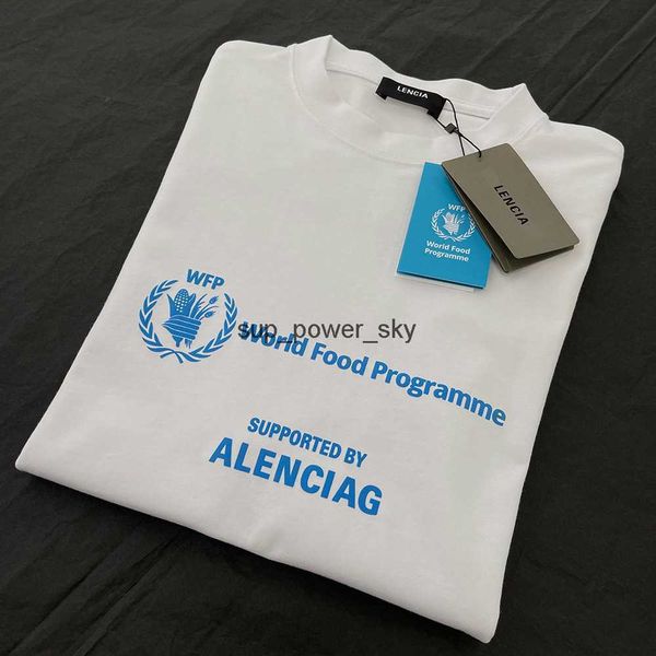 mens t-shirts balencaigass designer tee 22ss maisui world food program charity men women's short sleeve joint t-shirt, White;black
mens t-shirts balencaigass designer tee 22ss maisui world food program charity men women's short sleeve joint t-shirt, White;black