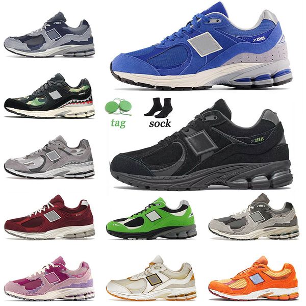 new quality 2022 mens women casual shoes 2002r bb2002r light arctic grey purple protection pack rain cloud black camo atlas lemon haze train 
new quality 2022 mens women casual shoes 2002r bb2002r light arctic grey purple protection pack rain cloud black camo atlas lemon haze train