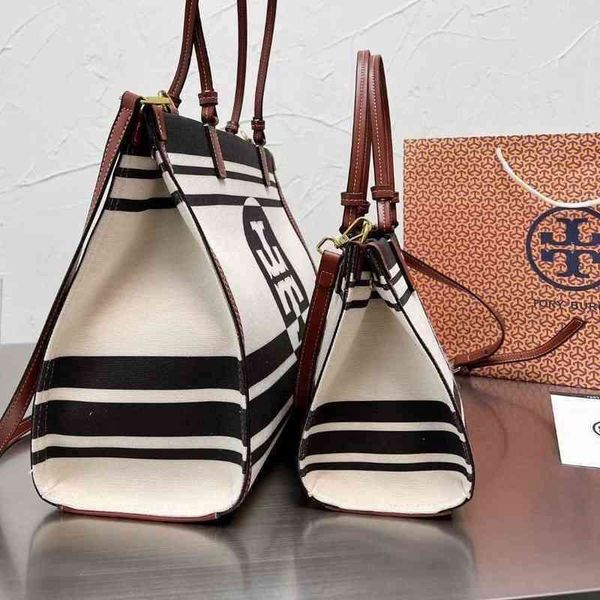 tory shoulder designer bags luxury brand fashion simple square tassel bag women's real leather chain phone handbags zhouzhoubao123 tu1p
tory shoulder designer bags luxury brand fashion simple square tassel bag women's real leather chain phone handbags zhouzhoubao123 tu1p