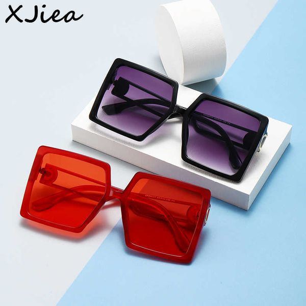 xjiea 2021 oversized women sunglasses designer square polarized sun glasses men fashion outdoor travel driving shade 0928, White;black
xjiea 2021 oversized women sunglasses designer square polarized sun glasses men fashion outdoor travel driving shade 0928, White;black