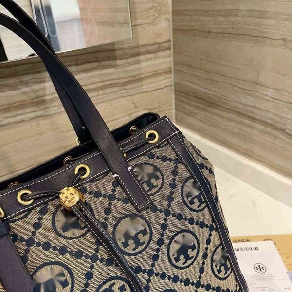tory shoulder designer bags luxury brand fashion simple square tassel bag women's real leather chain phone handbags zhouzhoubao123 azkl
tory shoulder designer bags luxury brand fashion simple square tassel bag women's real leather chain phone handbags zhouzhoubao123 azkl