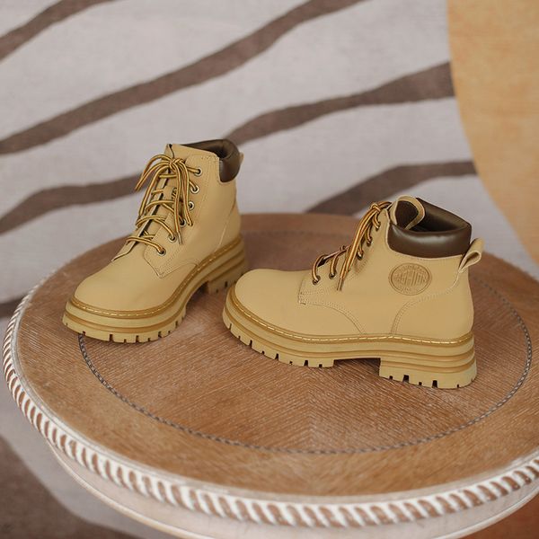 women 2022 luxury designer sandals boots summer women's fashion leather sneakers 35-41 a119, Black
women 2022 luxury designer sandals boots summer women's fashion leather sneakers 35-41 a119, Black