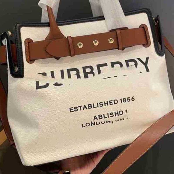 burbrerys crossbody handbags bags burbrery onthego tote luxuries designers women bag purses totes designer woman handbag shoulder wallet par
burbrerys crossbody handbags bags burbrery onthego tote luxuries designers women bag purses totes designer woman handbag shoulder wallet par