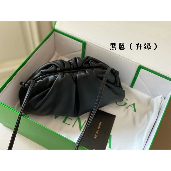 shoulder bag women crossbody bottage venates backpack purse handbags seam leather ladies metal chain classic woven messenger bag luxurys des
shoulder bag women crossbody bottage venates backpack purse handbags seam leather ladies metal chain classic woven messenger bag luxurys des