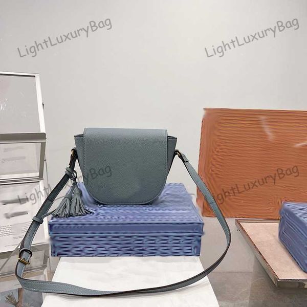 5a light luxury wild shoulder bag designer leather wallet simple practical crossbody for women classic famous brand shopping purses 220203
5a light luxury wild shoulder bag designer leather wallet simple practical crossbody for women classic famous brand shopping purses 220203
