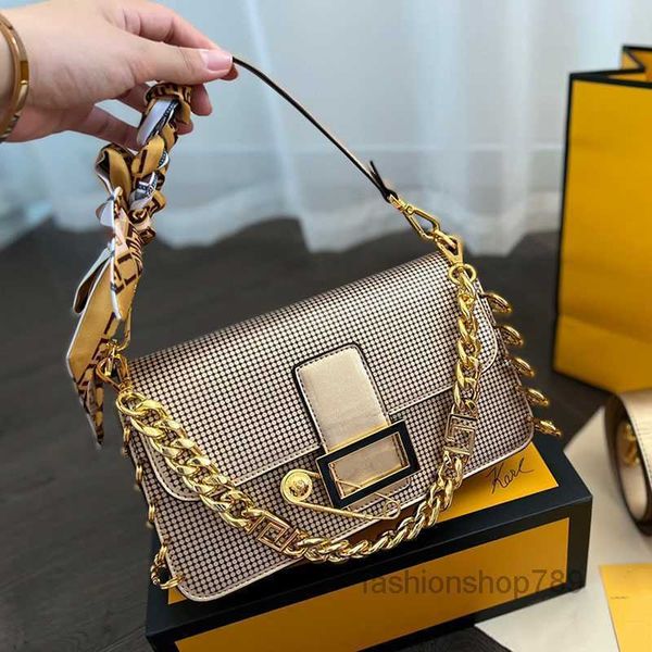 evening bags shoulder baguette bag brooch underarm crossbody bags chain women lady handbag purse silk scarves removable strapsm
evening bags shoulder baguette bag brooch underarm crossbody bags chain women lady handbag purse silk scarves removable strapsm