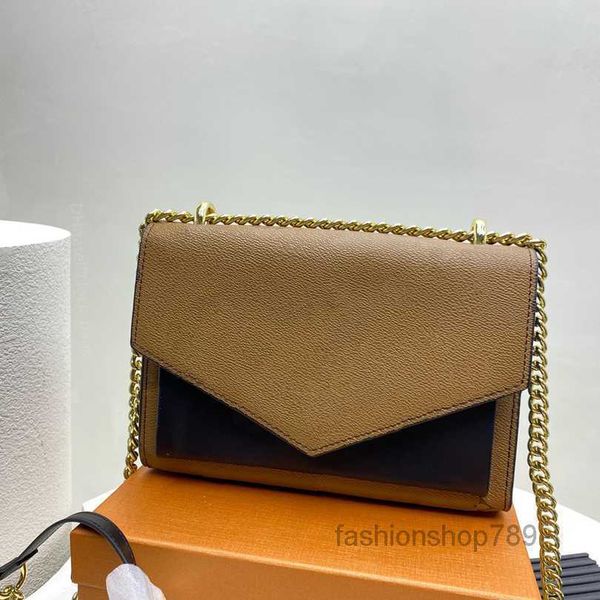 evening bags famous messenger designer bags shoulder chain cross body classic hasp fashion wallet two-tone color flap totes
evening bags famous messenger designer bags shoulder chain cross body classic hasp fashion wallet two-tone color flap totes