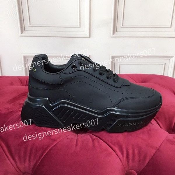 2022 luxury designer sneakers shoes women men boots casual luxury fashion lace up 19fw capsule series color matching platform si zxf, Black
2022 luxury designer sneakers shoes women men boots casual luxury fashion lace up 19fw capsule series color matching platform si zxf, Black