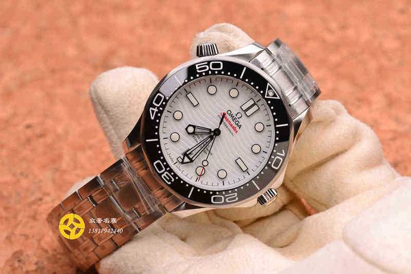 om fashion watches mens montre diamond movement luxury r white disc mechanical men's watch 210.30.42.20.04.001, Slivery;golden
om fashion watches mens montre diamond movement luxury r white disc mechanical men's watch 210.30.42.20.04.001, Slivery;golden