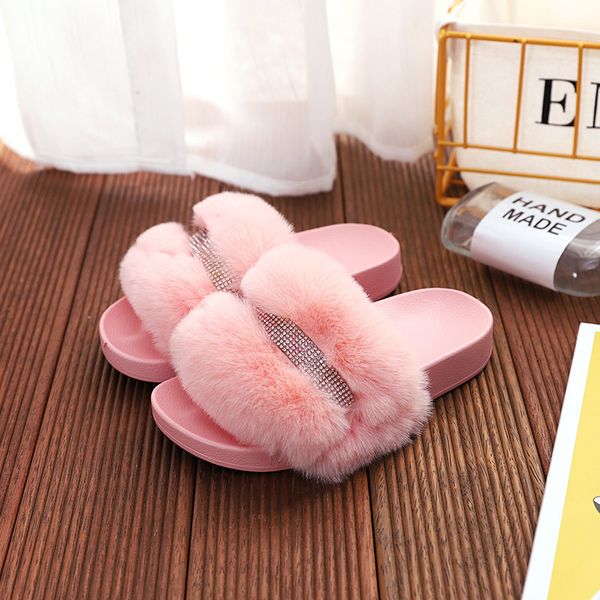 slipper girl fluffy slippers house soft children slides furry kids shoes home flat heels solid plush faux fur sandal with crystal 220928, Black;grey
slipper girl fluffy slippers house soft children slides furry kids shoes home flat heels solid plush faux fur sandal with crystal 220928, Black;grey