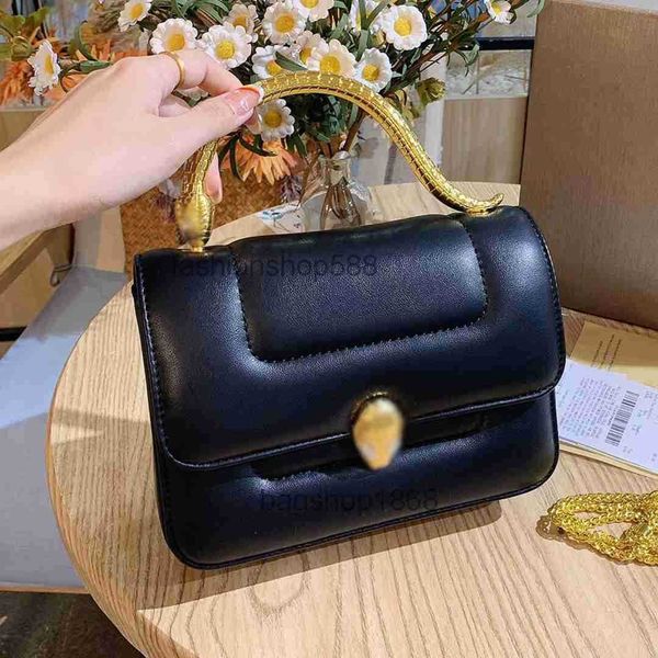 luxurys designers serpentine cabochan shoulder bags italy brand fashion snakehead lock crossbody totes women snake handle leather tote handb
luxurys designers serpentine cabochan shoulder bags italy brand fashion snakehead lock crossbody totes women snake handle leather tote handb