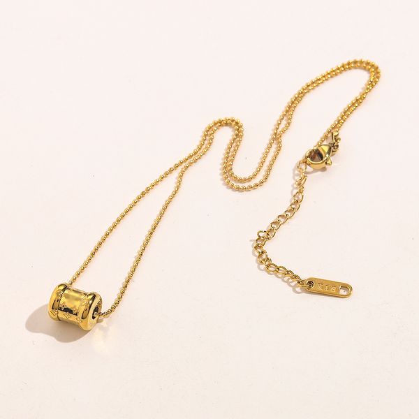 luxury design brand letter necklace 18k gold plated stainless steel necklaces choker chain letter pendant fashion womens wedding jewelry acc, Silver
luxury design brand letter necklace 18k gold plated stainless steel necklaces choker chain letter pendant fashion womens wedding jewelry acc, Silver