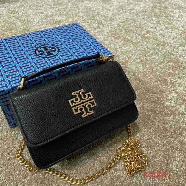 designer bags burchs shoulder crossbody torys luxury womens's classic handbags 2022 new premium messenger bag portable single shoulder
designer bags burchs shoulder crossbody torys luxury womens's classic handbags 2022 new premium messenger bag portable single shoulder