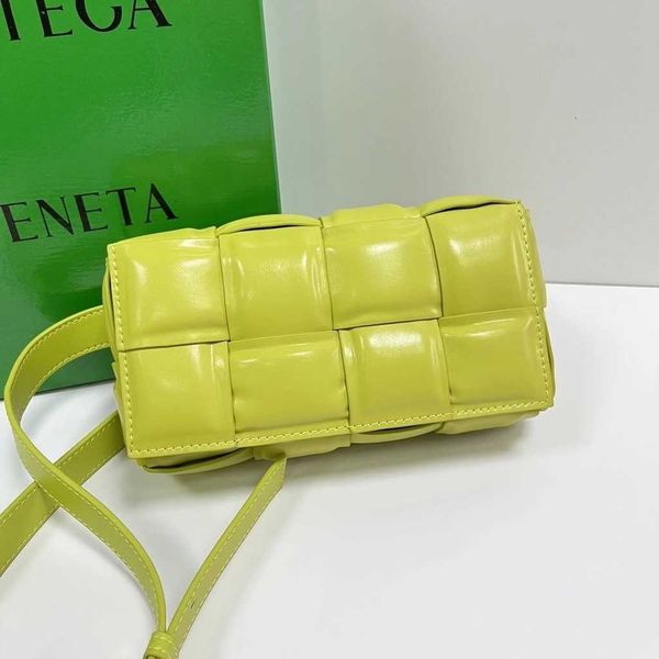 shoulder bag women crossbody bottage venates backpack purse handbags seam leather ladies metal chain classic woven messenger bag luxurys des
shoulder bag women crossbody bottage venates backpack purse handbags seam leather ladies metal chain classic woven messenger bag luxurys des