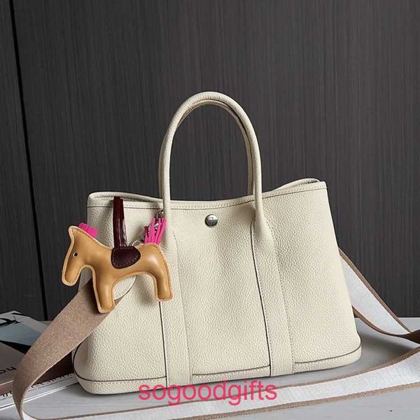 garden party bags women crossbody herme designer tote handbags classic layer cowhide portable one shoulder cross body fashio
garden party bags women crossbody herme designer tote handbags classic layer cowhide portable one shoulder cross body fashio