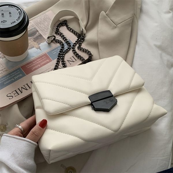 evening bags embroidery thread pu leather crossbody for women fashion chain messenger shoulder female large capacity brand handbag 220928
evening bags embroidery thread pu leather crossbody for women fashion chain messenger shoulder female large capacity brand handbag 220928