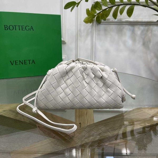 shoulder bag women crossbody bottage venates backpack purse handbags seam leather ladies metal chain classic woven messenger bag luxurys des
shoulder bag women crossbody bottage venates backpack purse handbags seam leather ladies metal chain classic woven messenger bag luxurys des
