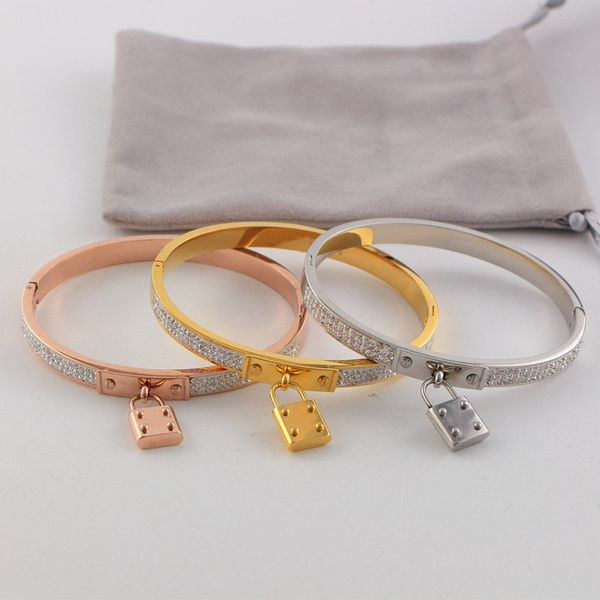 designer diamond bracelet ladies men's brand luxury jewelry leather bracelets with metal lock charm bangle high-end fashion couple gift, Black
designer diamond bracelet ladies men's brand luxury jewelry leather bracelets with metal lock charm bangle high-end fashion couple gift, Black