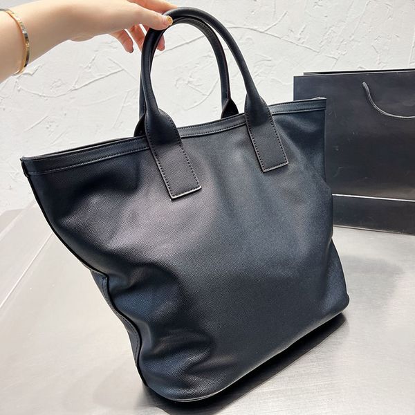 totes bag handbags genuine leather women shopping single shoulder beach bags large capacity tote handbag purse crossbody bag fashion letter
totes bag handbags genuine leather women shopping single shoulder beach bags large capacity tote handbag purse crossbody bag fashion letter