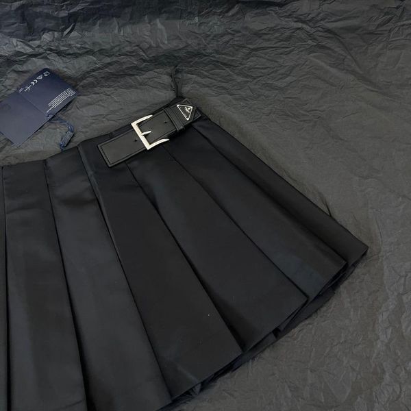 skirts designer correct versionpr nylon pleated short skirt patchwork leather, Black
skirts designer correct versionpr nylon pleated short skirt patchwork leather, Black