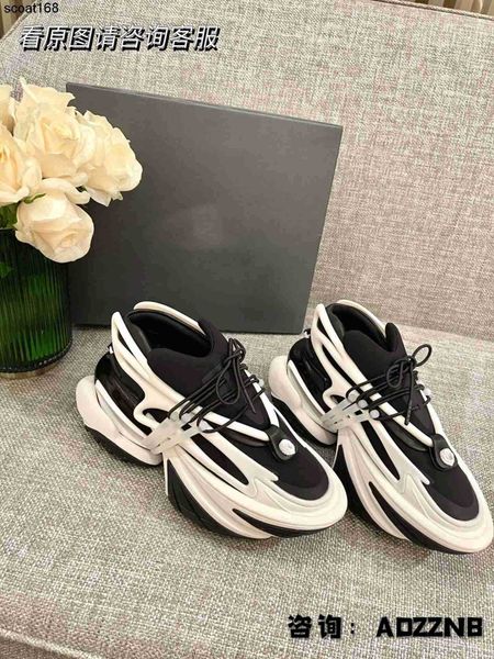 dress shoes designer barman spaceship submarine shoe summer new shock absorbing couple running shoes, Black
dress shoes designer barman spaceship submarine shoe summer new shock absorbing couple running shoes, Black