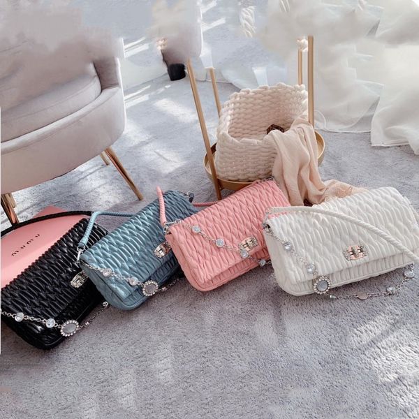 bag miu quality chain inlaid with crystal shoulder bags soft sheep leather handbags luxury designewallet womens cross body pursetote handbag
bag miu quality chain inlaid with crystal shoulder bags soft sheep leather handbags luxury designewallet womens cross body pursetote handbag