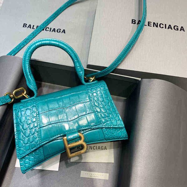 balencaigass womens designer family paris purse 2022 hourglassb bag crocodiless pattern niche net red messenger bag ng8q
balencaigass womens designer family paris purse 2022 hourglassb bag crocodiless pattern niche net red messenger bag ng8q
