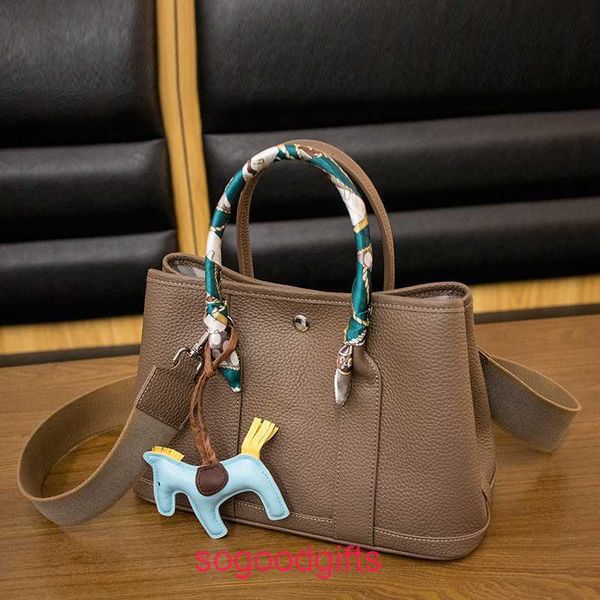 h handbags garden party bags women crossbody designer tote andbags 2023 autumn winter new fashion leather women s bbe bbk3
h handbags garden party bags women crossbody designer tote andbags 2023 autumn winter new fashion leather women s bbe bbk3