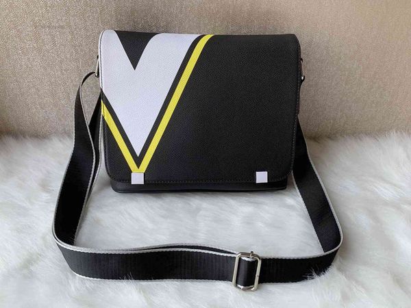 mens shoulder bags man leather briefcases men handbag bolsas messenger bag men wedding dress crossbody bag
mens shoulder bags man leather briefcases men handbag bolsas messenger bag men wedding dress crossbody bag
