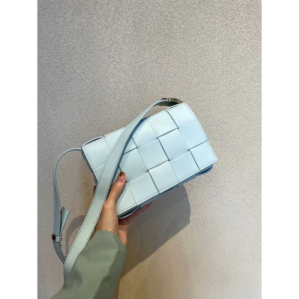 shoulder bag women crossbody bottage venates backpack purse handbags seam leather ladies metal chain classic woven messenger bag luxurys des
shoulder bag women crossbody bottage venates backpack purse handbags seam leather ladies metal chain classic woven messenger bag luxurys des