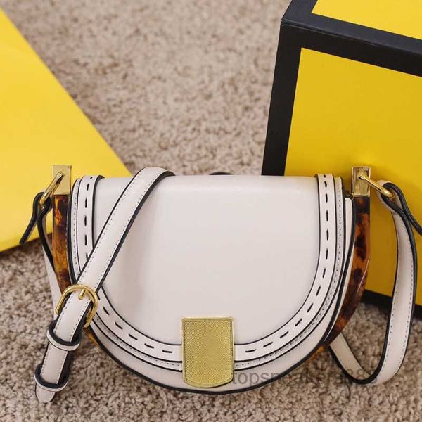evening bags new saddle cross body bag women shoulder bags half moon handbag golden shield buckle amber binding both sides female purse mess
evening bags new saddle cross body bag women shoulder bags half moon handbag golden shield buckle amber binding both sides female purse mess