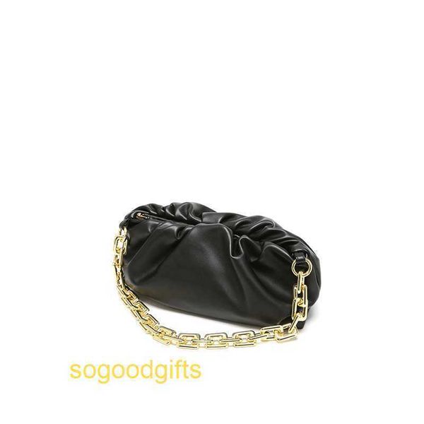 pouch designer bag bottegas handbags women venetas clutch bags pleated cloud bag thick chain dumpling 2022
pouch designer bag bottegas handbags women venetas clutch bags pleated cloud bag thick chain dumpling 2022