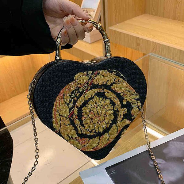 hbp heart shoulder bag fashion texture ins portable messenger personalized love box bag women 220816
hbp heart shoulder bag fashion texture ins portable messenger personalized love box bag women 220816
