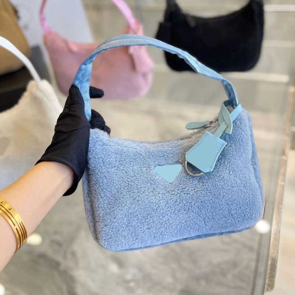 totes prbag plush handbag triangle logo designer bags women solid color crossbody ladies clutches bridal wedding party bags purses handbags
totes prbag plush handbag triangle logo designer bags women solid color crossbody ladies clutches bridal wedding party bags purses handbags