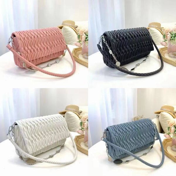 new designer bag luxury women shoulder bags handbag designer crossbody wallet female purses 2022 uality solid color chains decorationbag
new designer bag luxury women shoulder bags handbag designer crossbody wallet female purses 2022 uality solid color chains decorationbag